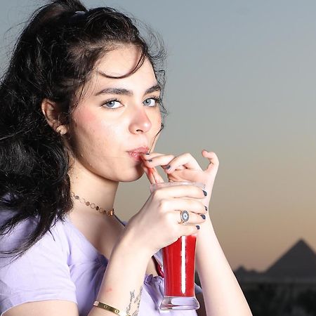 Rizk Pyramids View Hotel Kafret el-Gabal Exteriör bild