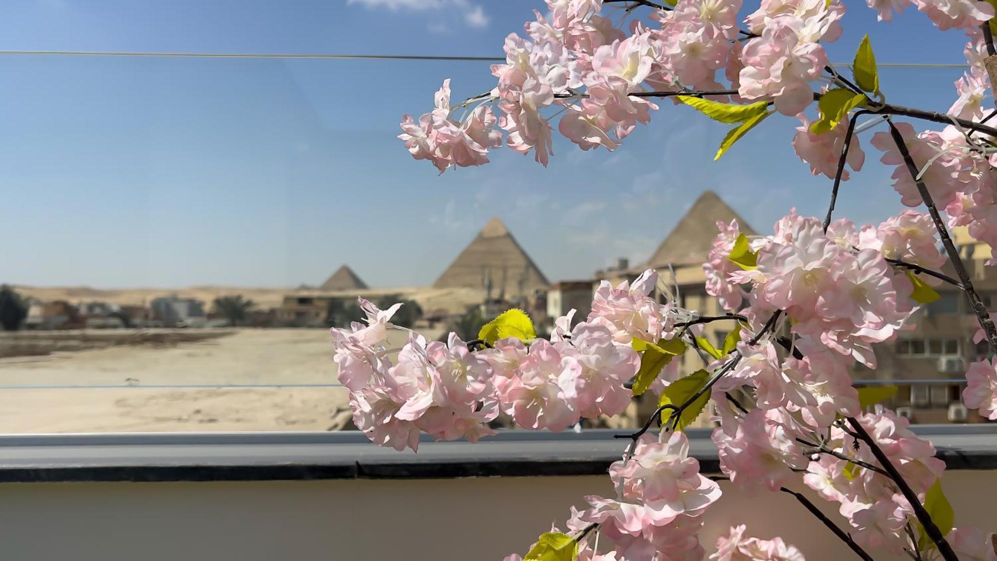 Rizk Pyramids View Hotel Kafret el-Gabal Exteriör bild