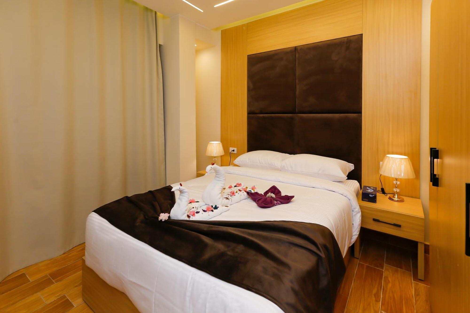 Rizk Pyramids View Hotel Kafret el-Gabal Exteriör bild